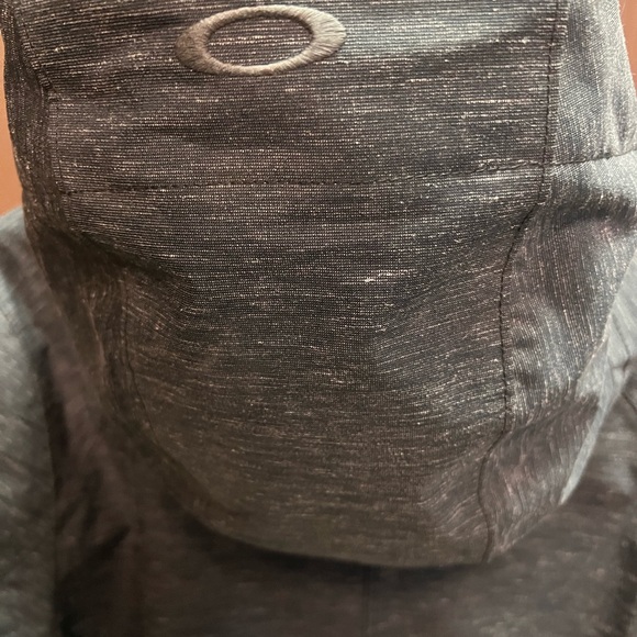 Ladies Oakley snowboard coat - Picture 4 of 7